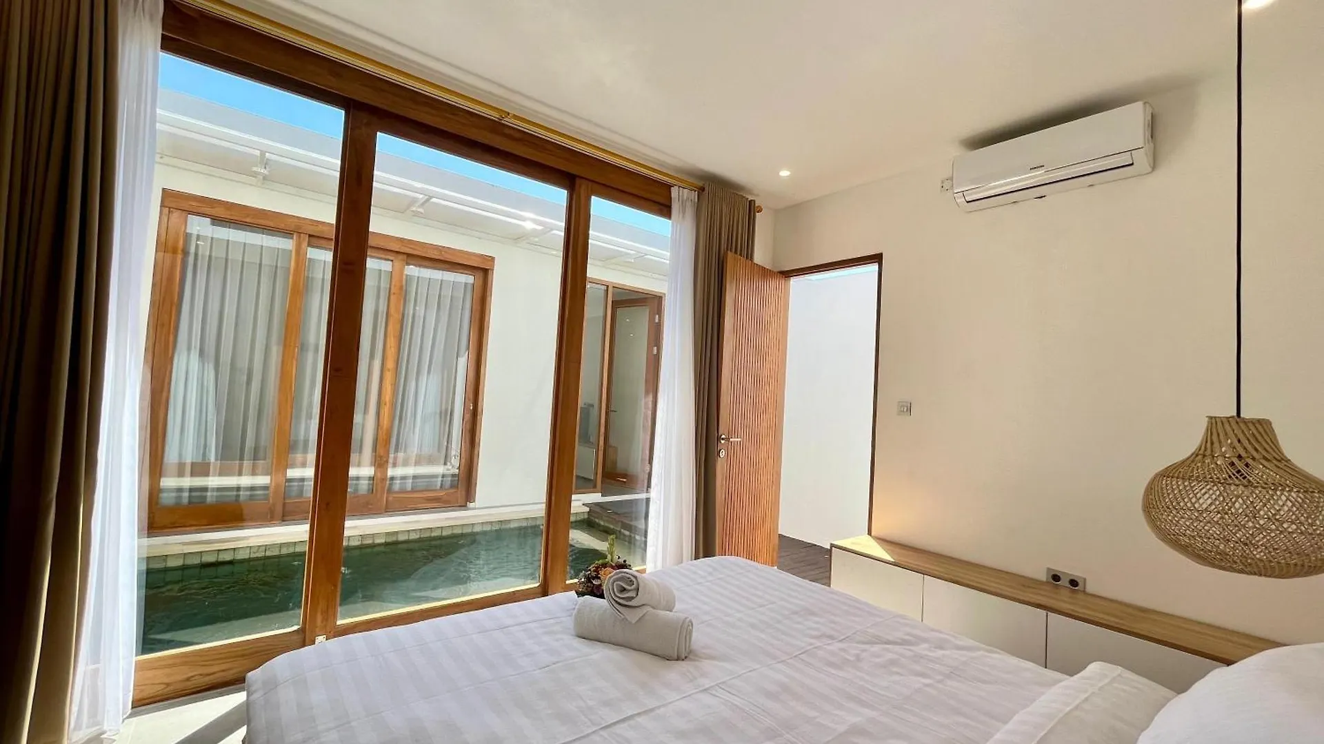 Queen Bee 2Br Private Villa Seminyak
